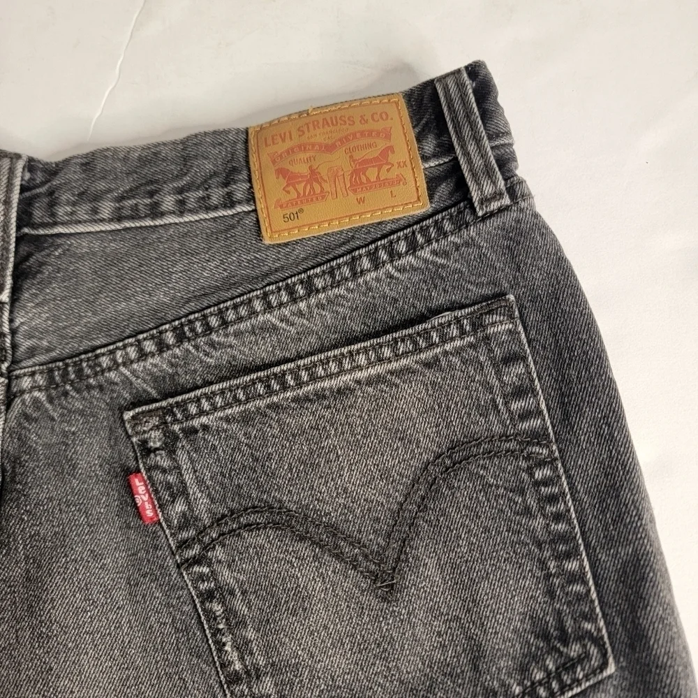 Levi's 501 Denim Shorts Sz 31 Exposed Button Fly Cut-off 100% Cotton Charcoal